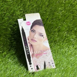 "HUDIA BEAUTY" dual-ended 2-in-1 Eyeliner + Seal pen.