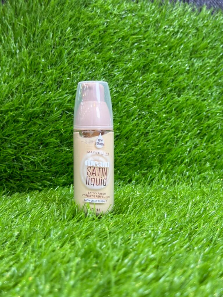 Maybelline New York Dream Satin Liquid SPF 13