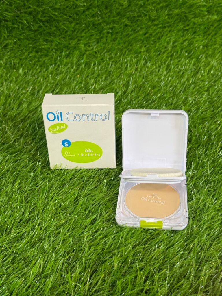 Oil Control Matte Compact / FACE Powder