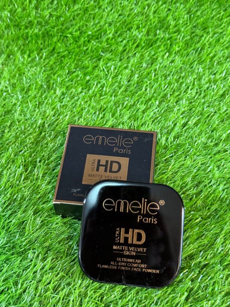 Emelie Paris Ultra HD Face / COMPACT powder
