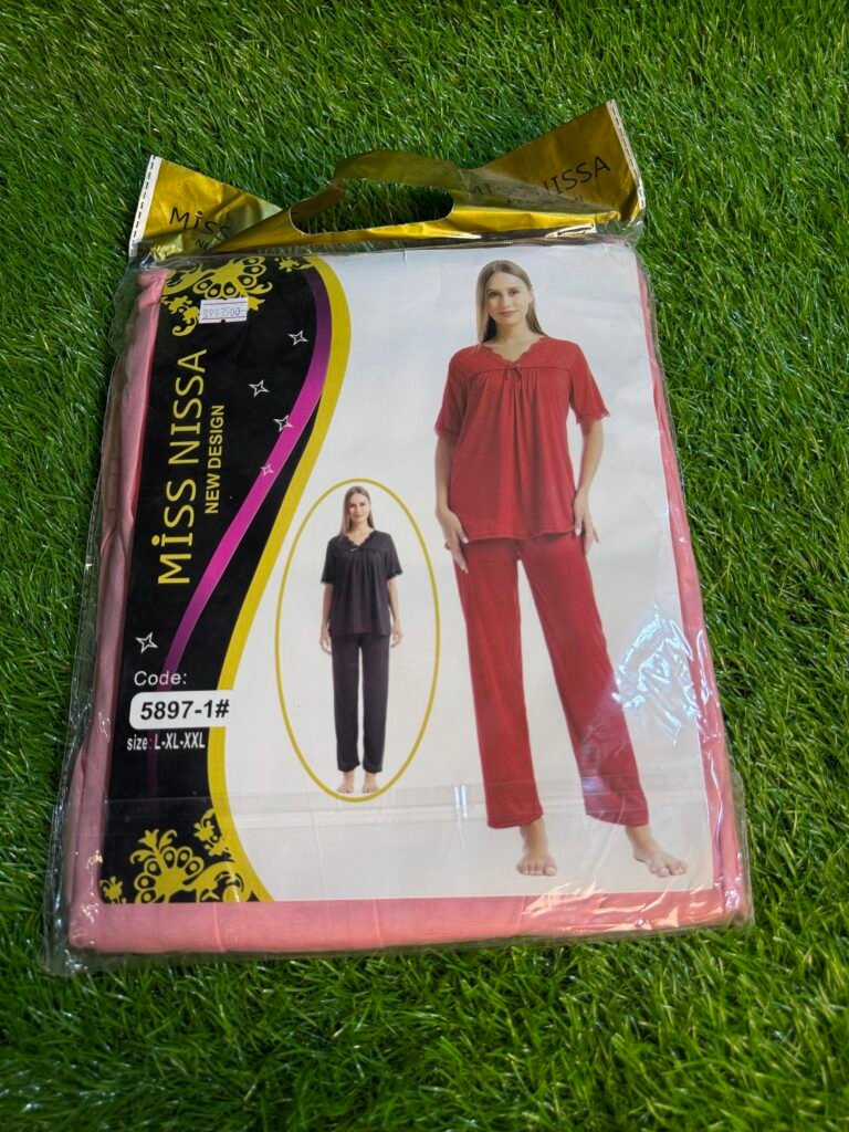 MISS NISSA: Women's Nightwear / Pajama Set