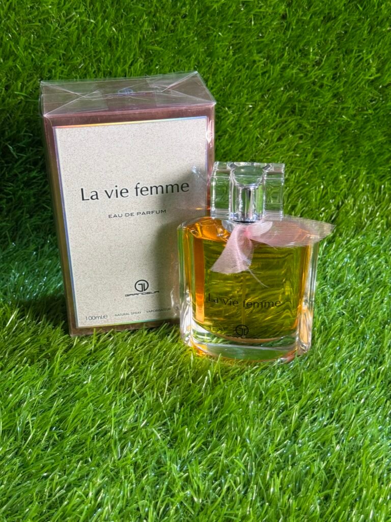 La vie femme Eau De Parfum Natural Spray