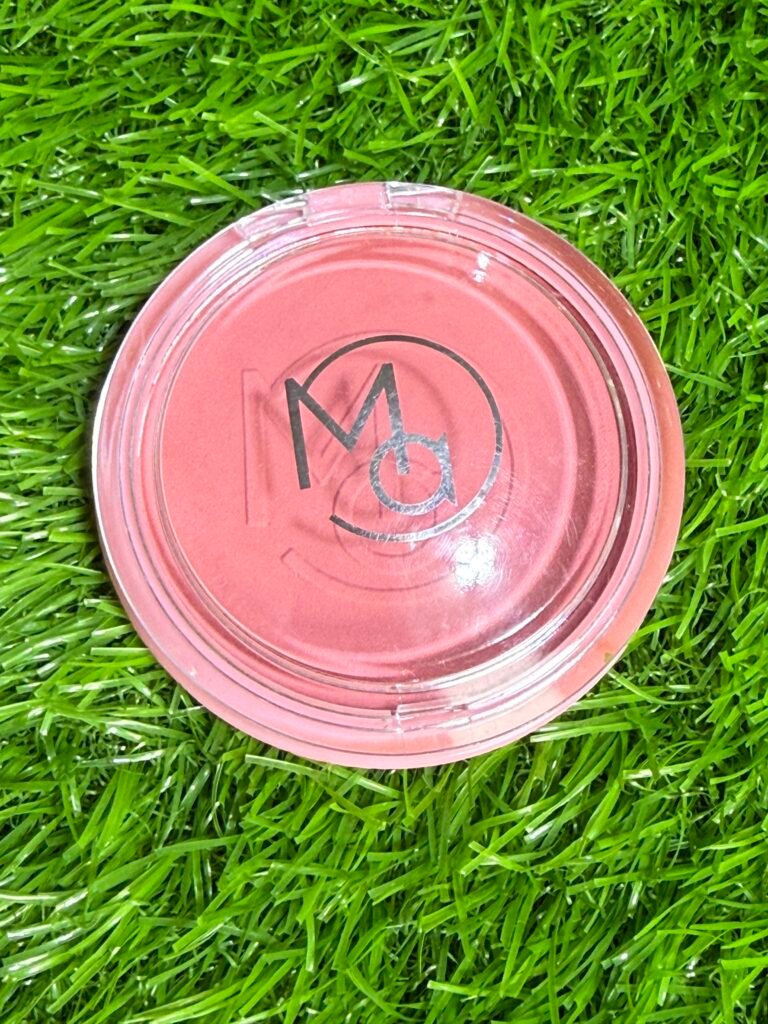 "MG" single blush