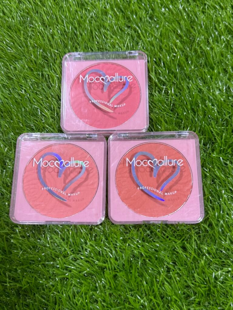 "Mocallure" single blushon 3 colors.