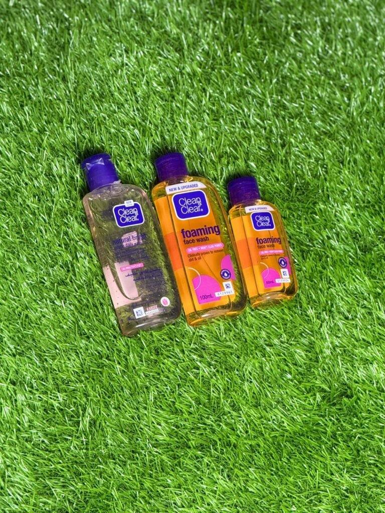CLEAN AND CLEAR FACEWASH OIL CONTROL