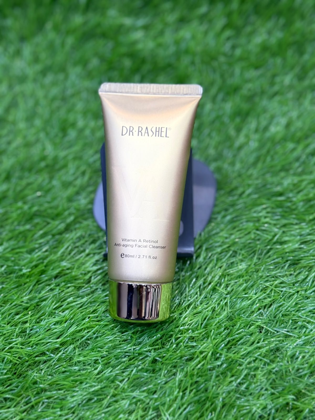 "DR RASHEL" "Vitamin A Retinol" "Anti-aging Facial Facewash/Cleanser" - Image 2