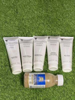 "JOHNSONWHITE™ COSMETICS" FACIAL + skin polish free