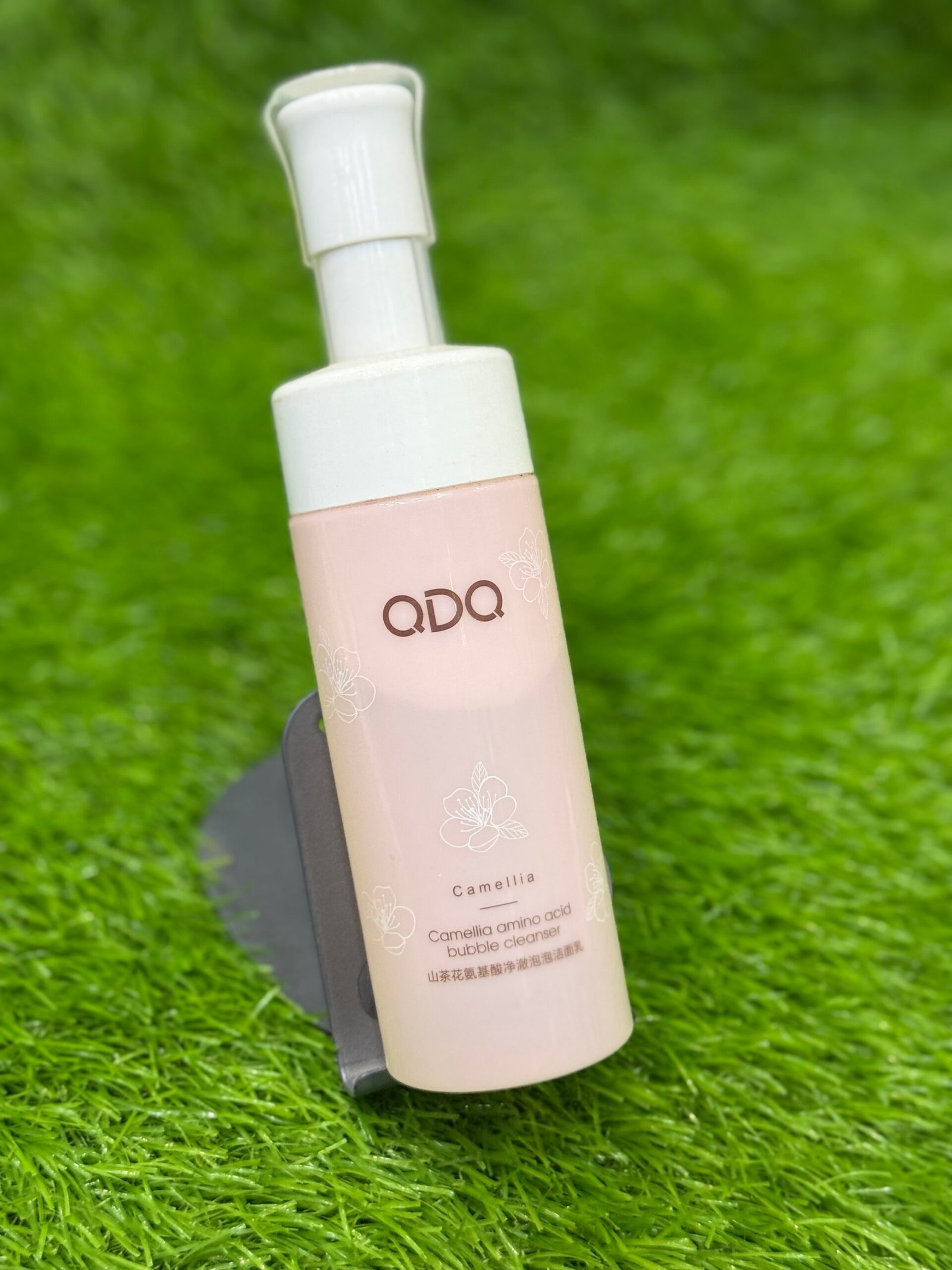 "QDQ". "Camellia amino acid bubble cleanser/ face wash - Image 2