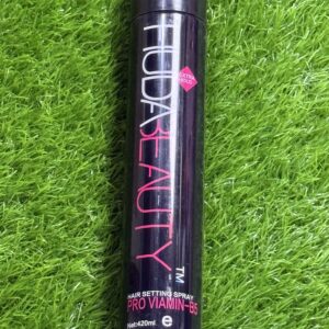 HUDABEAUTY™ HAIR SETTING SPRAY.