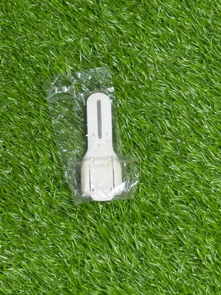 EYELASH CURLER
