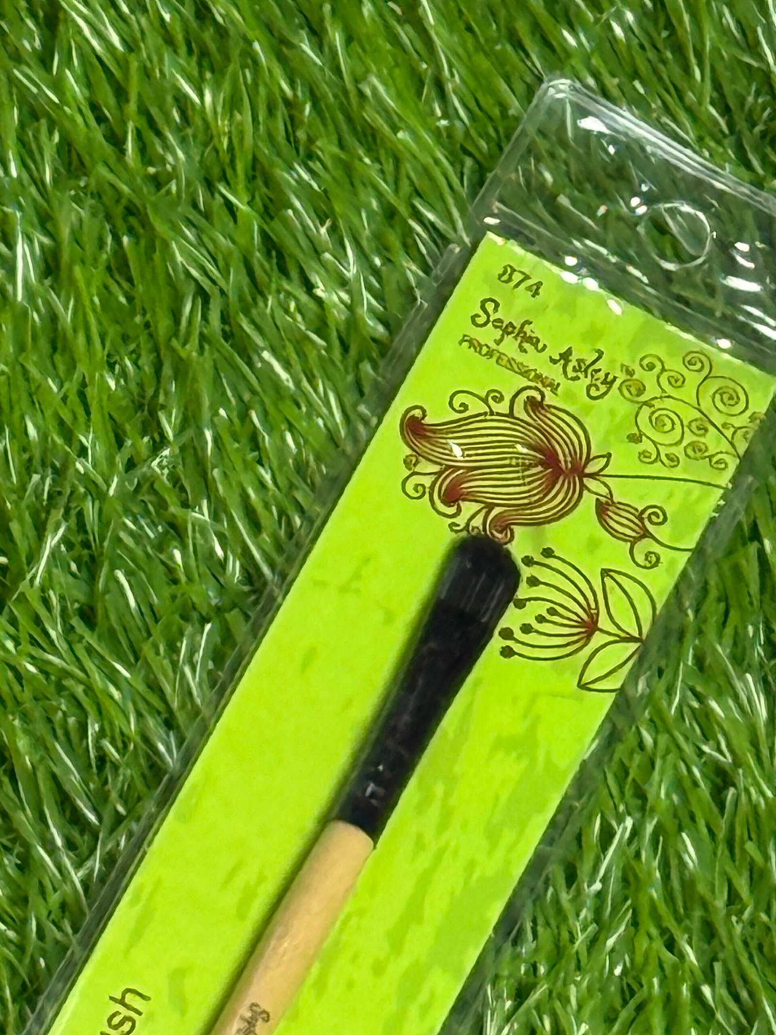 SOPHIA ASLEY Dual-Ended Cosmetic Makeup Brush. - Image 5