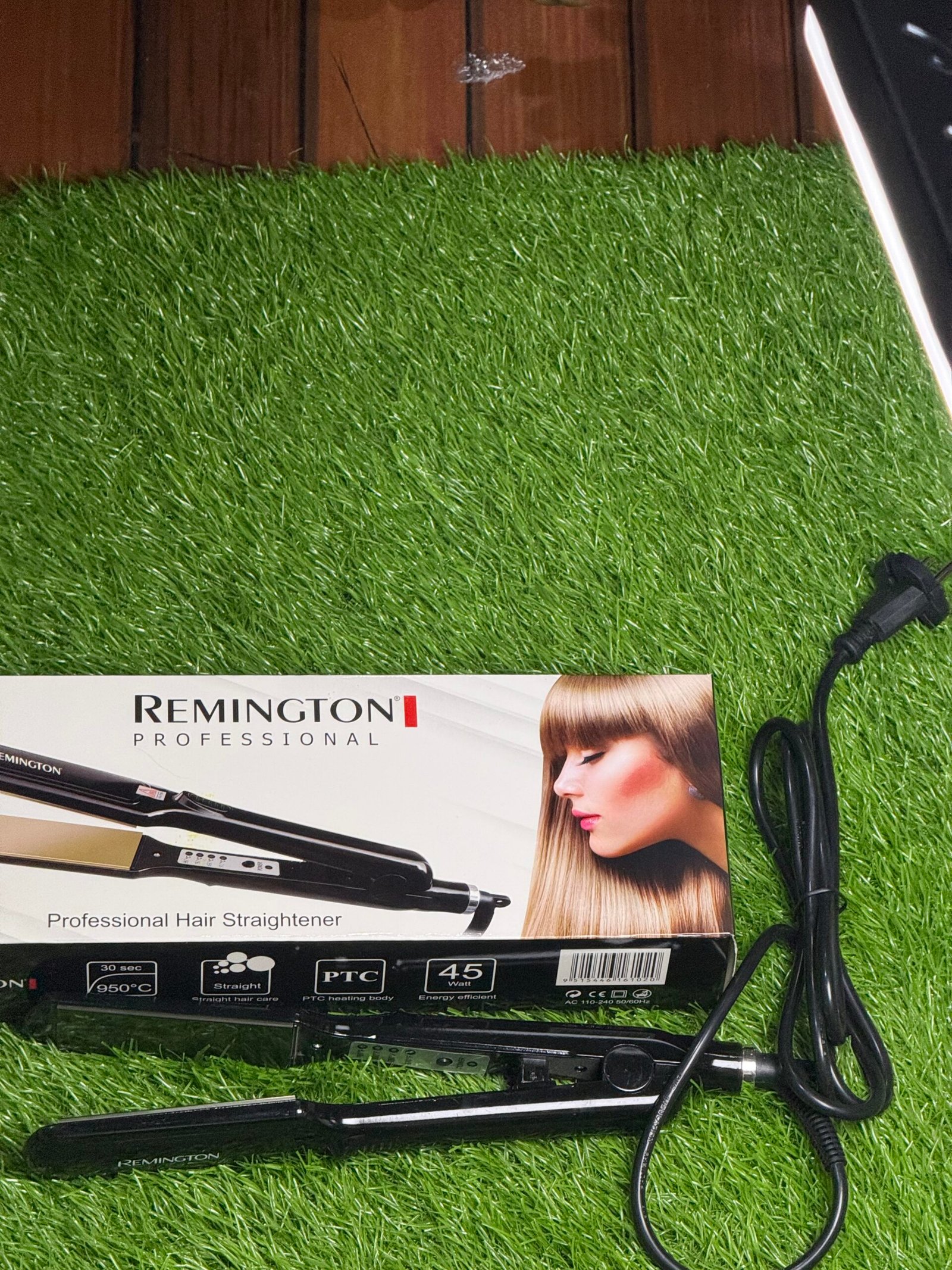 Remington Professional Hair Straightener (950°C Instant Heat) - Image 2