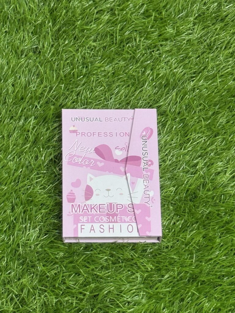 UNUSUAL BEAUTY POCKET MAKEUP KIT
