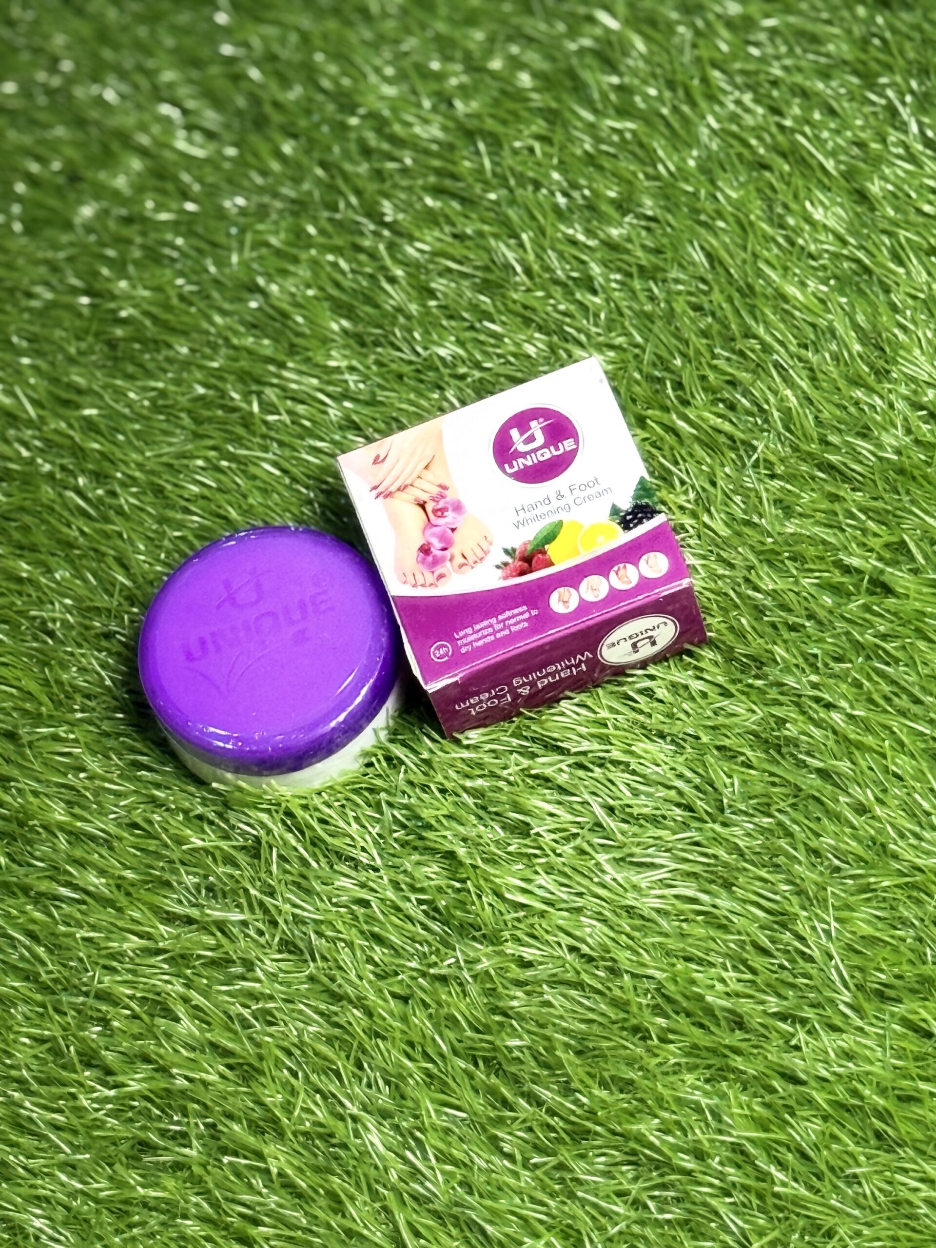 UNIQUE Hand & Foot Whitening Cream - Image 2