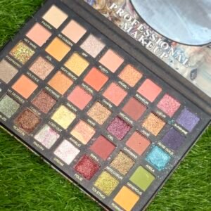 Miss touch nude + matte eyeshadow