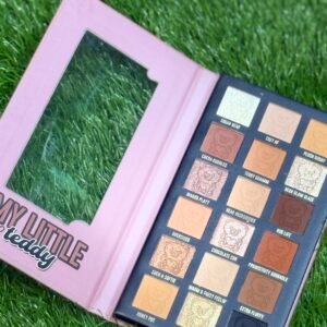 Teddy nude eyeshadow palette