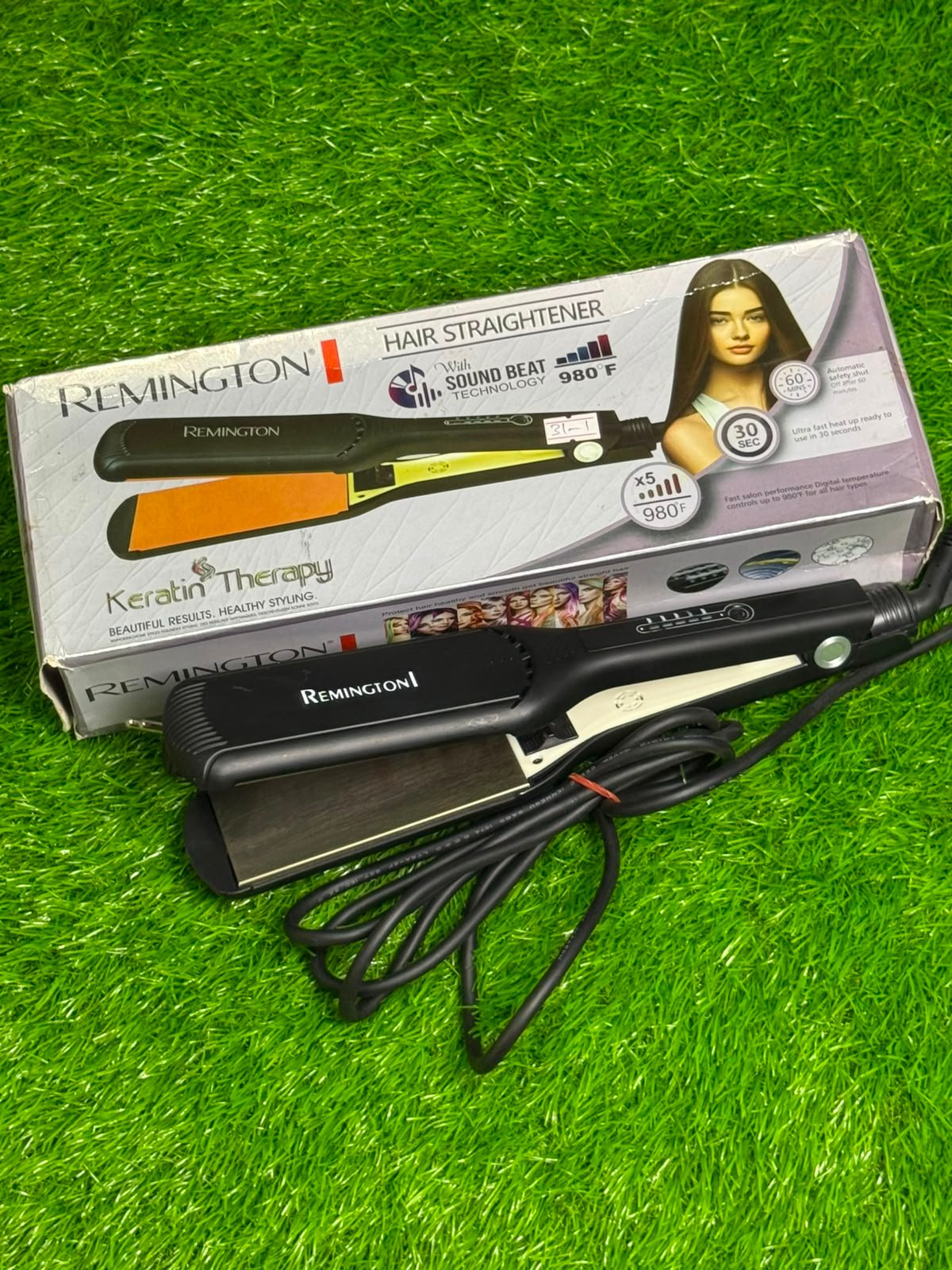 Remington Hair Straightener (Keratin Therapy) iron