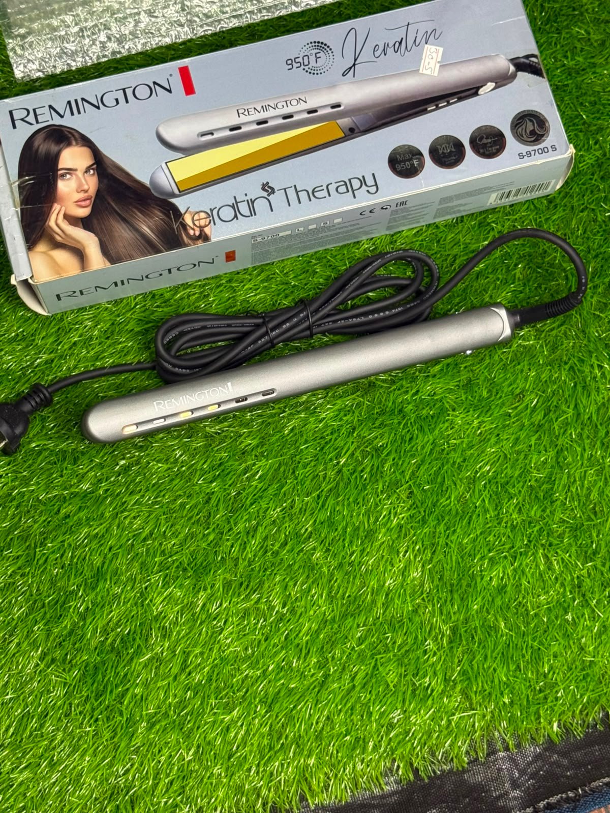 Remington Keratin Therapy Hair Straightener - Image 4