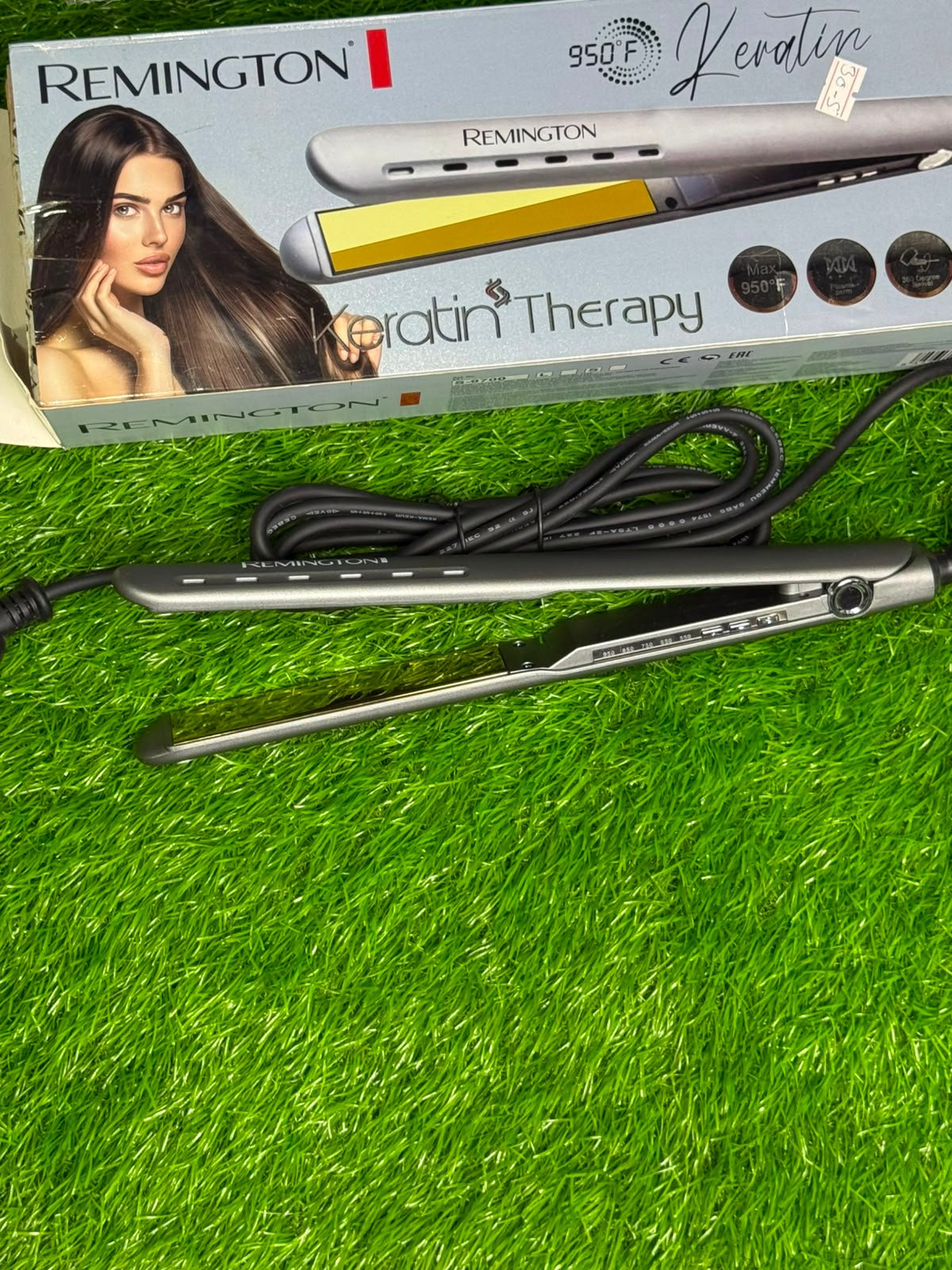 Remington Keratin Therapy Hair Straightener - Image 3