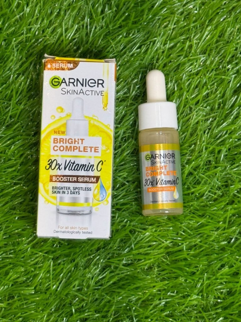 Garnier Skin Active Bright Complete 30x Vitamin C Booster FACE Serum.