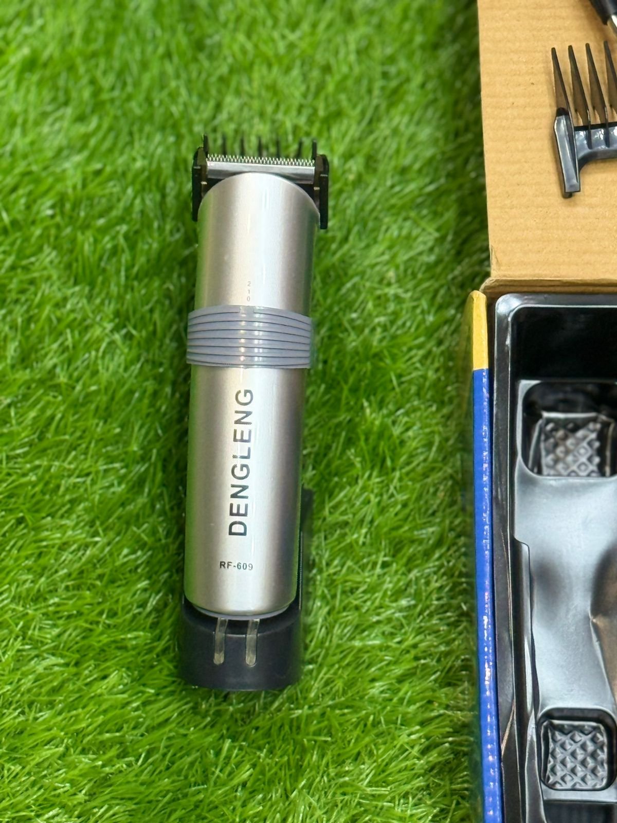 Dengleng RF-609 Professional Hair Clipper / Trimmer - Image 4