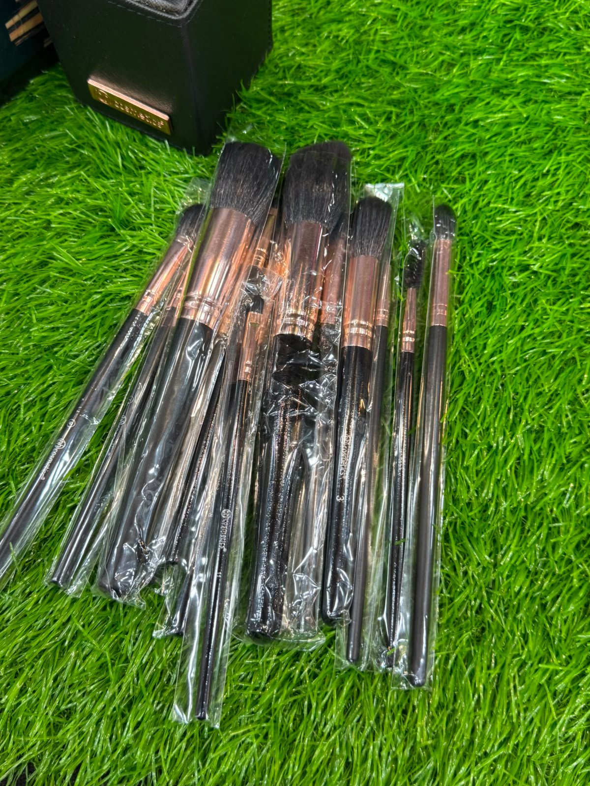 BH Cosmetics Signature Rose Gold 15-Piece Brush Set / MAKEUP BRUSH - Image 4