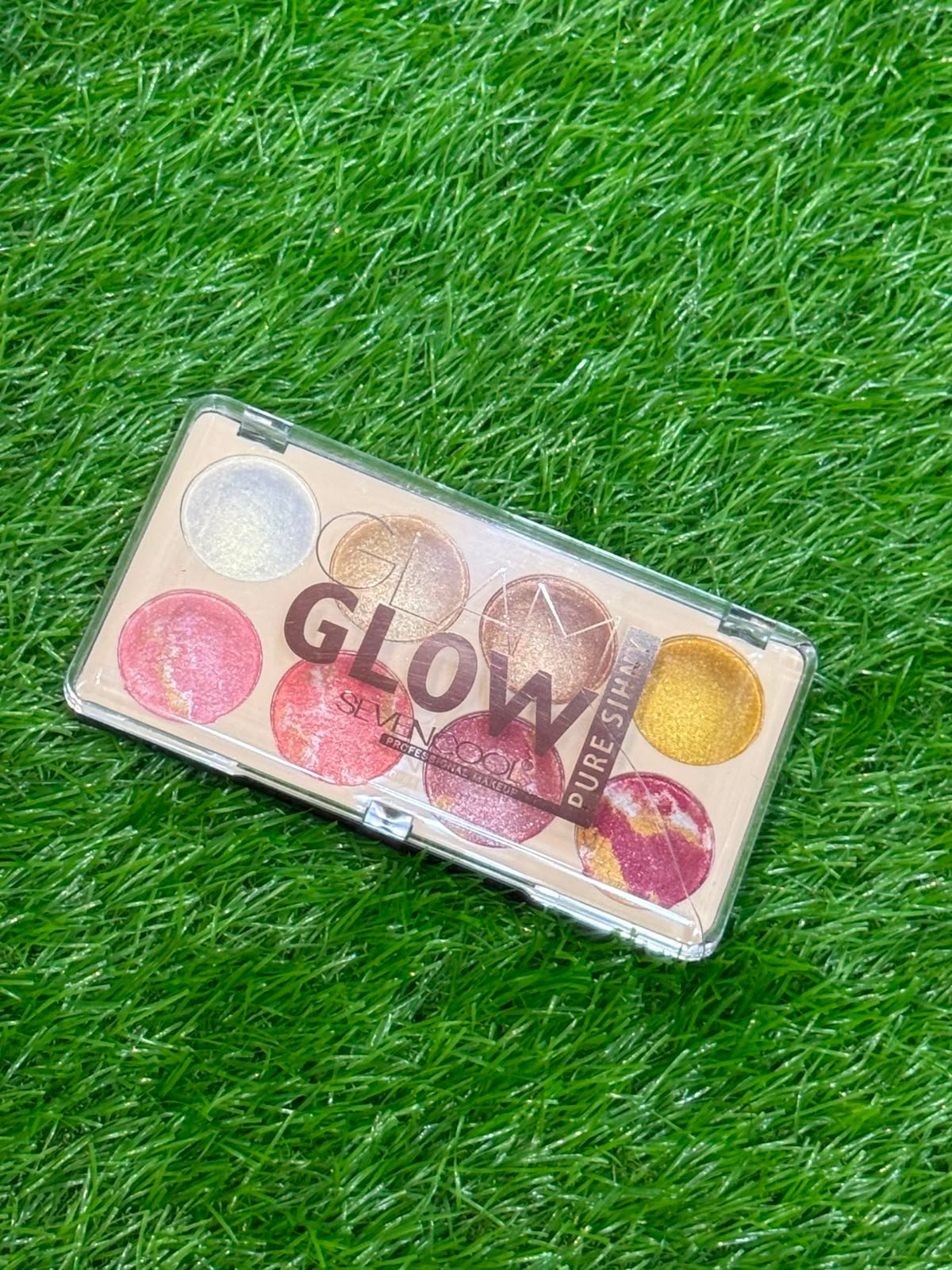 Seven Cool Glam Glow Pure Shiny Blusher + Highlighter 8-color palette - Image 2