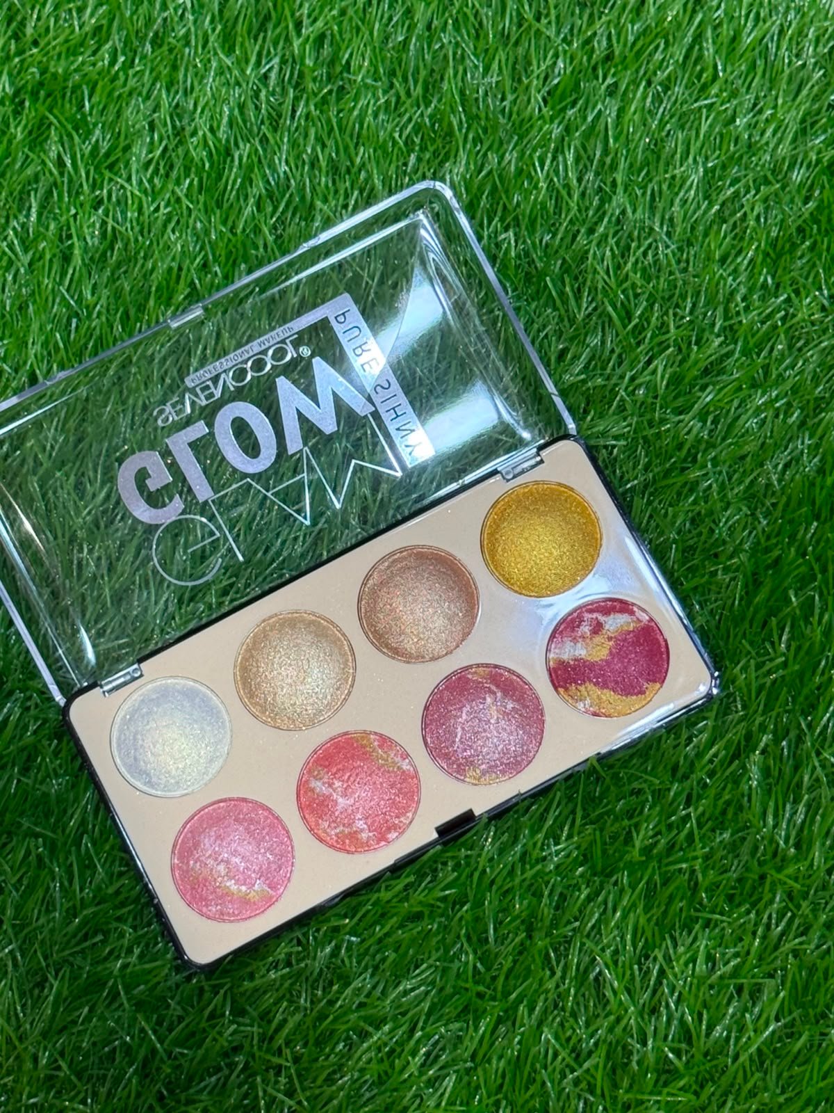 Seven Cool Glam Glow Pure Shiny Blusher + Highlighter 8-color palette - Image 5