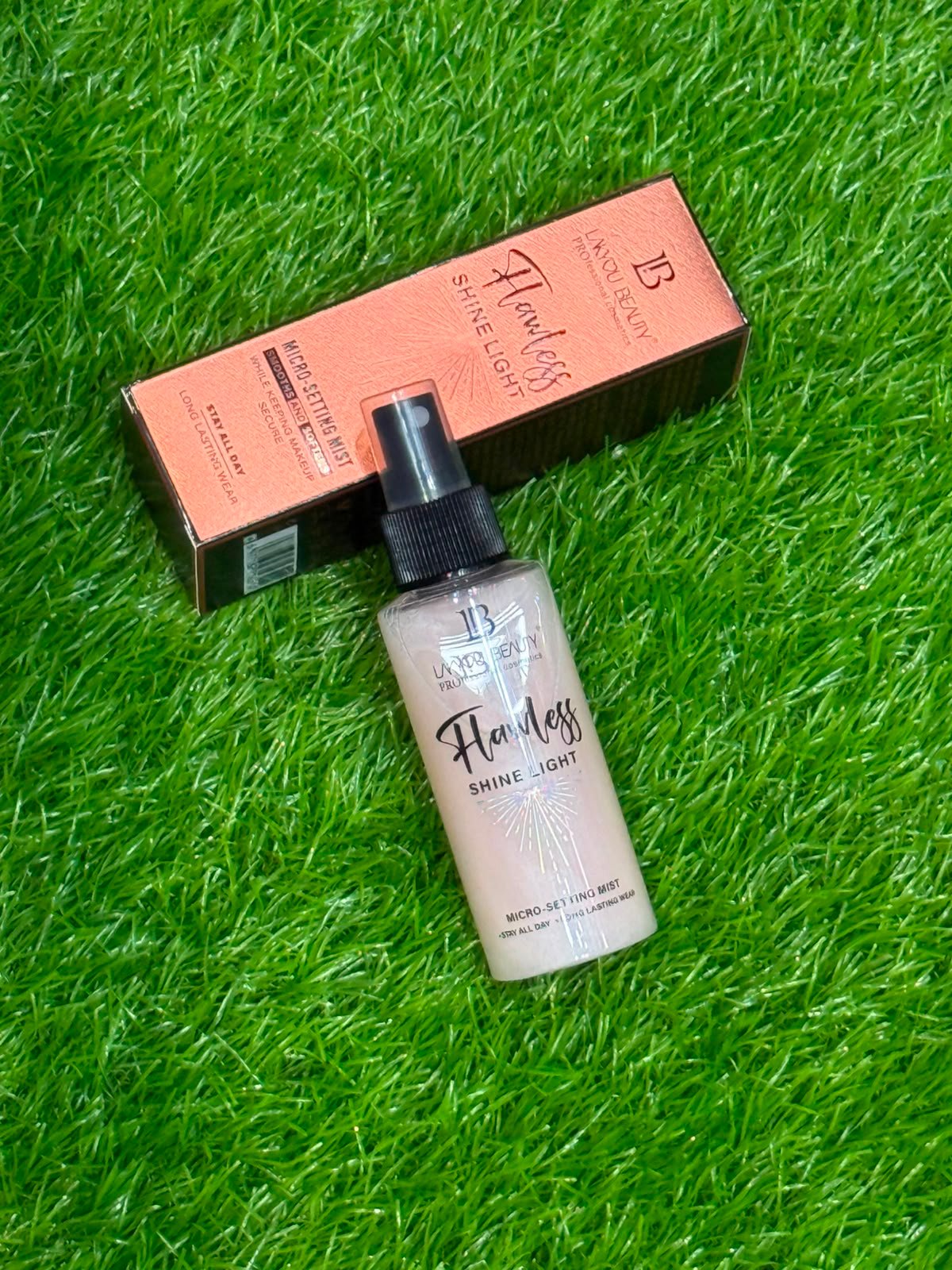 Lakyou Beauty "Flawless Shine Light" Micro-Setting Mist