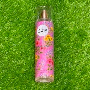 She is GORGEOUS! Perfumed Body Mist 250ml