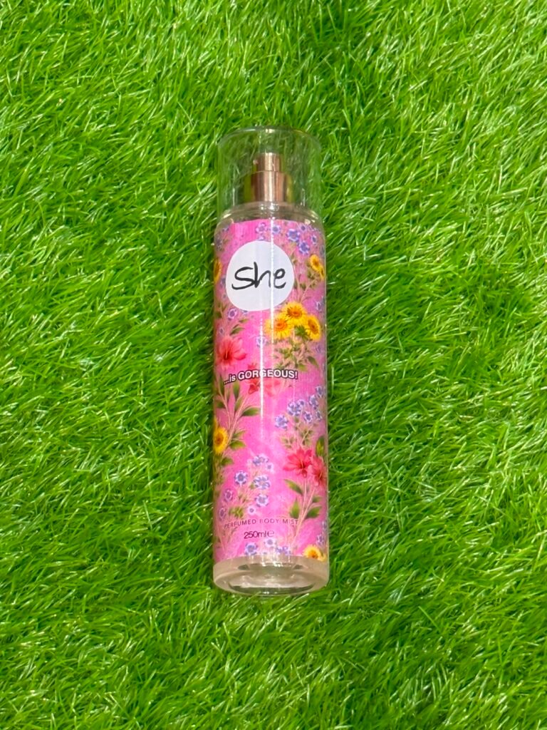 She is GORGEOUS! Perfumed Body Mist 250ml
