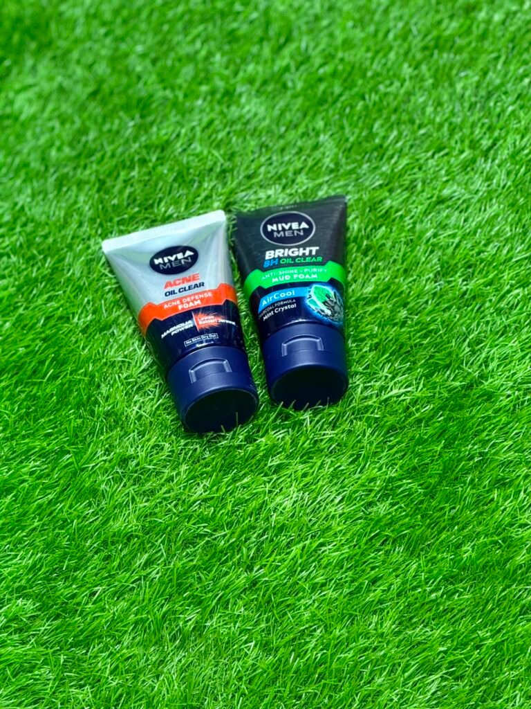 Nivea Men Acne OilClear Defense/Bright 8H Oil Clear Anti-Shine Facewash