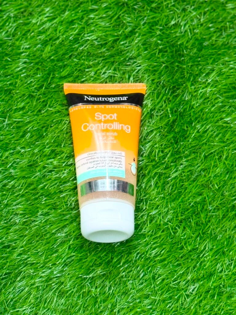 Neutrogena Spot Controlling Facial Face Scrub