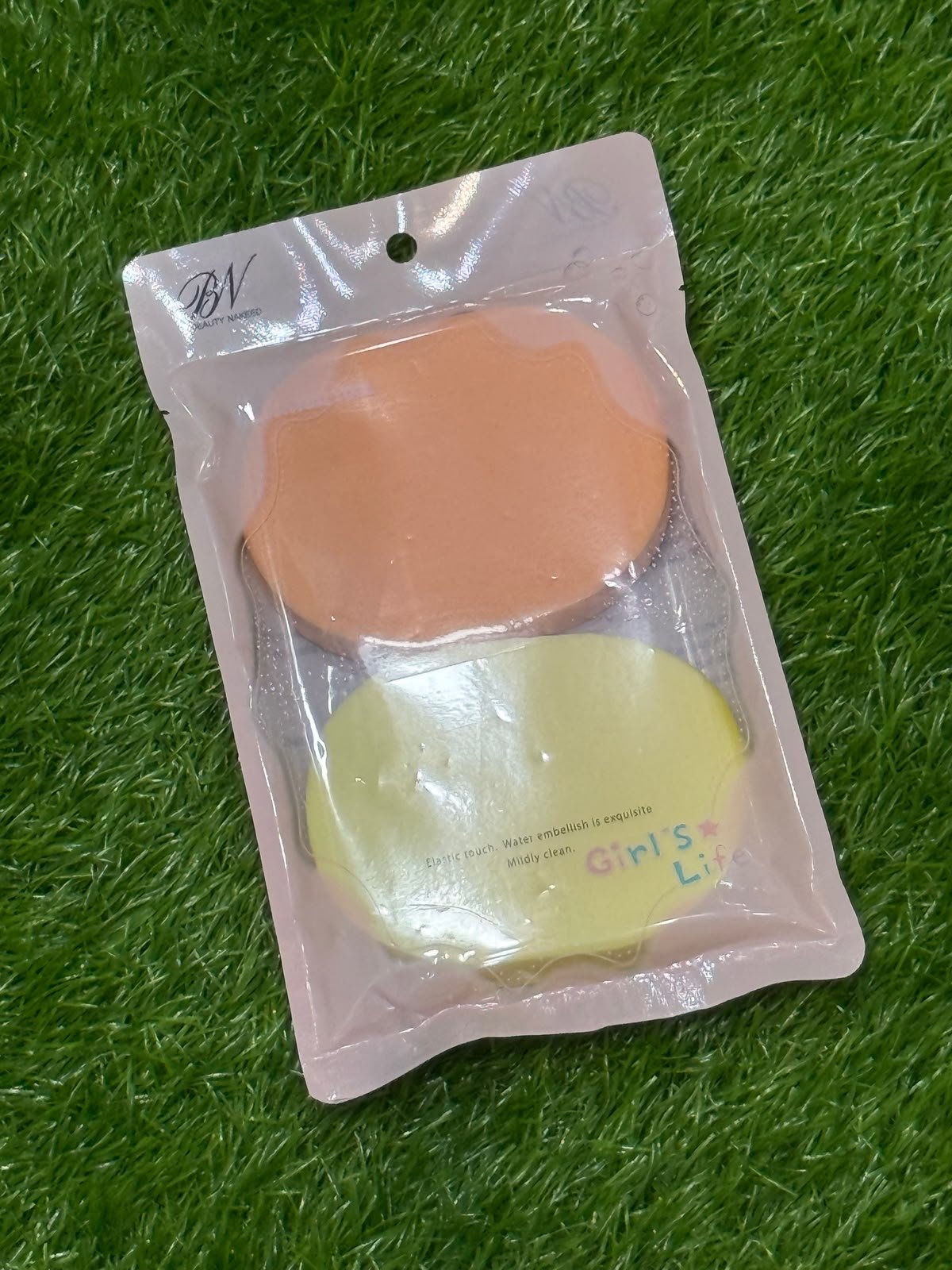 Beauty Naked (BN) / Girl's Life FACIAL + BLEACH SPONGE / PUFF - Image 3