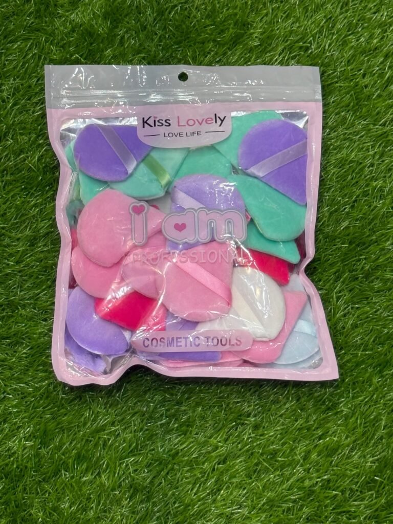 Kiss Lovely Cosmetic Tools (Velvet Powder Puff Pack) TRIANGLE PUFF