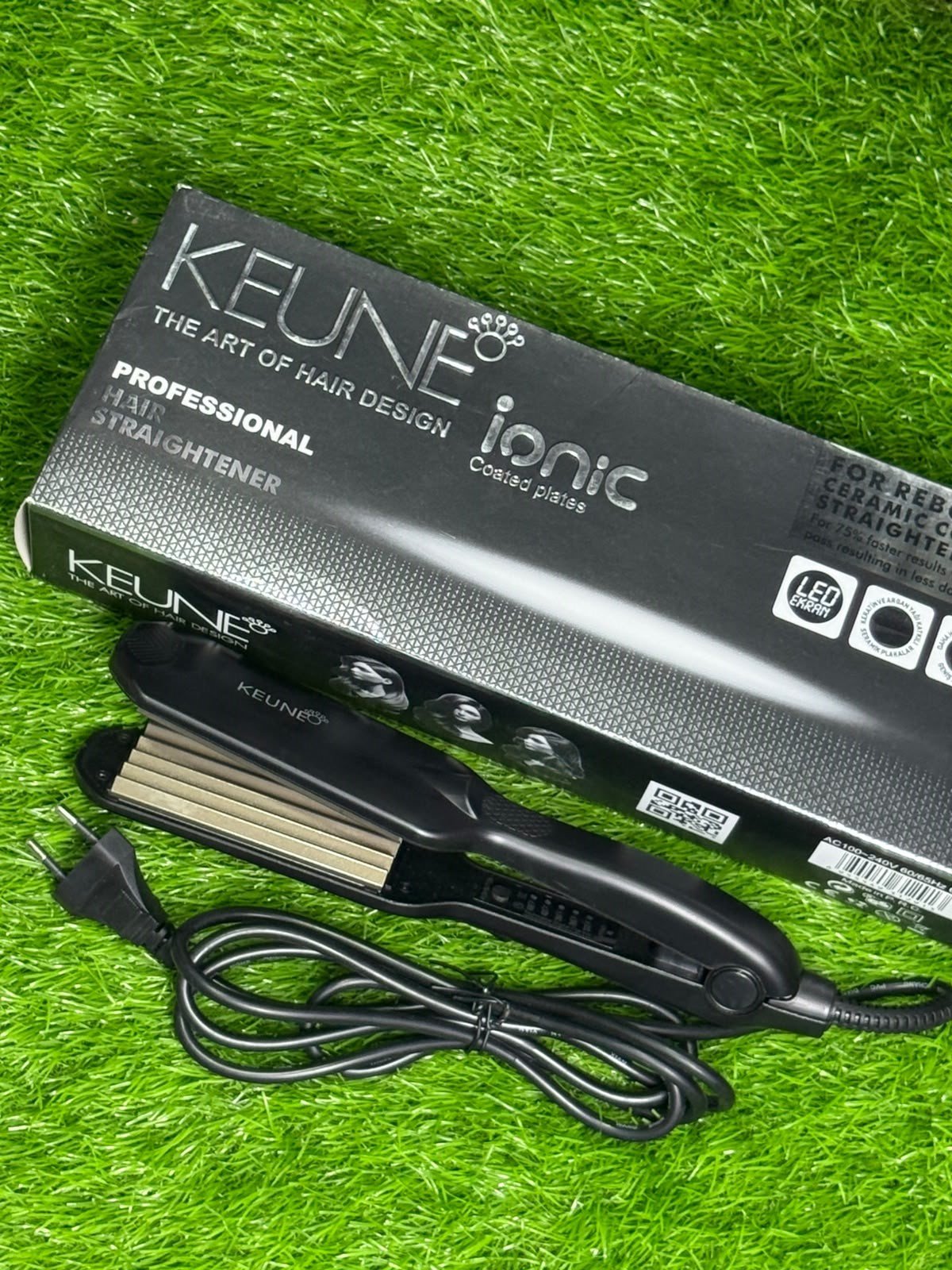 KEUNE Ionic Coated Plates Professional Hair Crimper Zigzik - Image 3