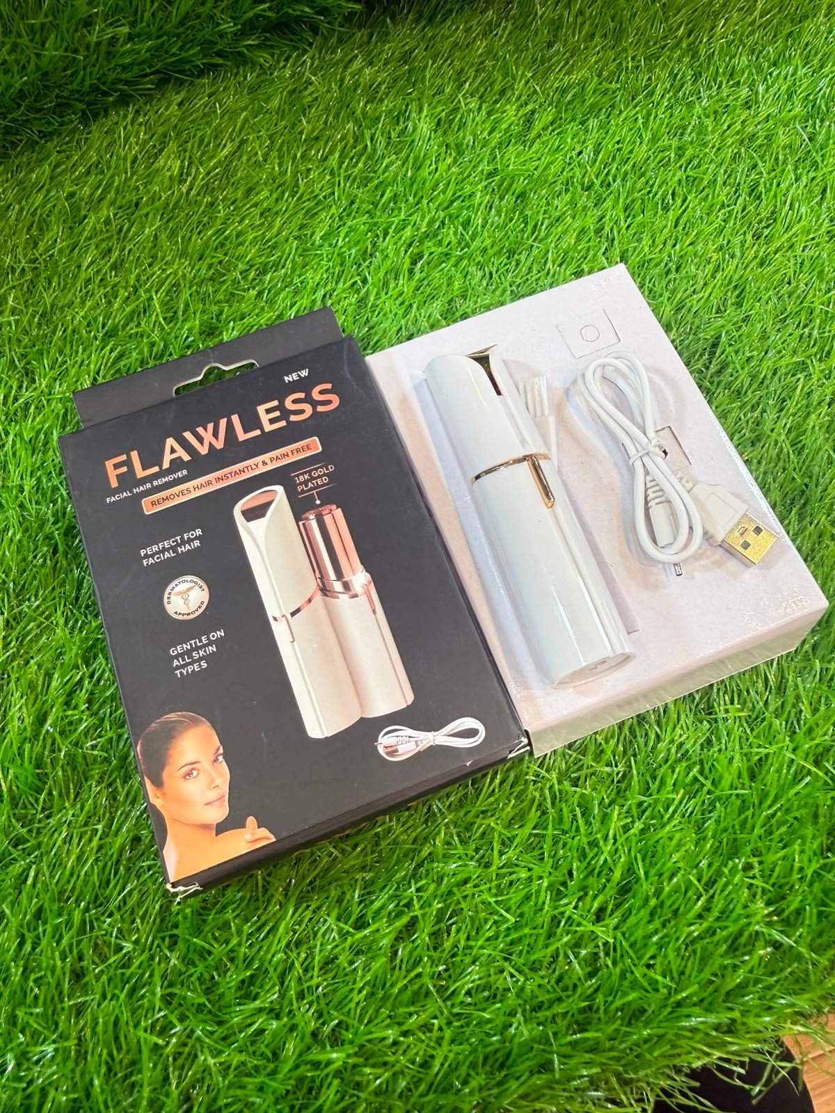 Flawless Facial hair remover EYEBROW TRIMMER + FACE TRIMMER - Image 3