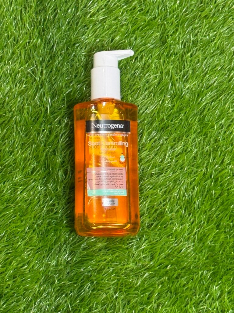 Neutrogena spot controlling face wash