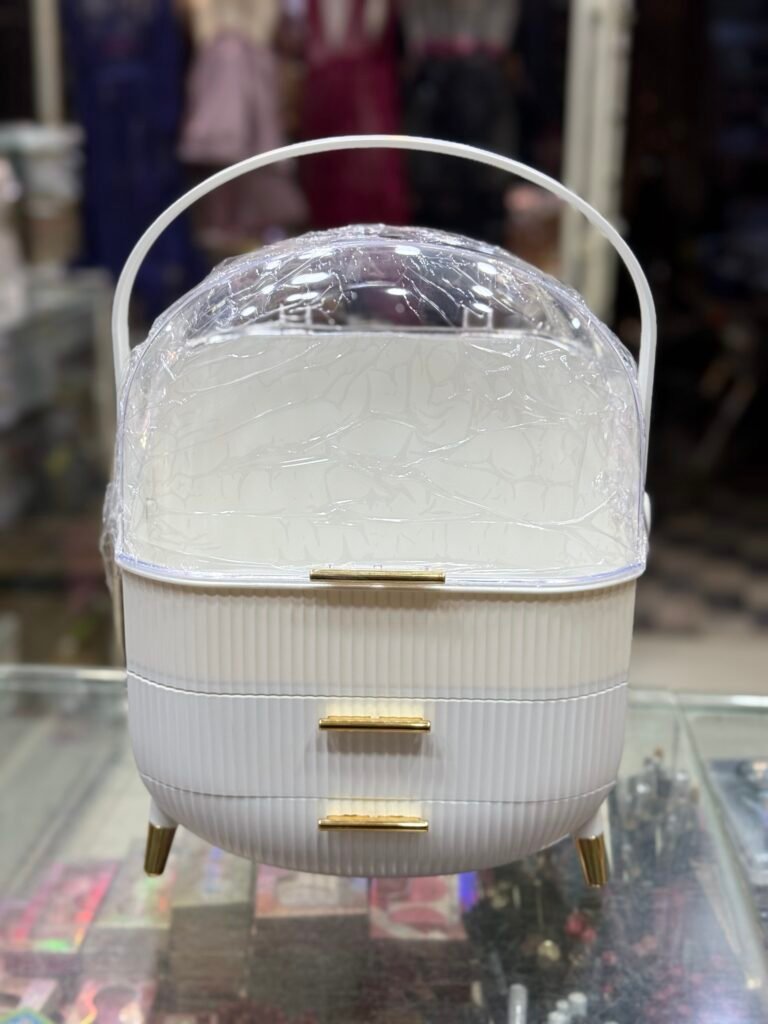 Makeup organiser/ makeup box white color
