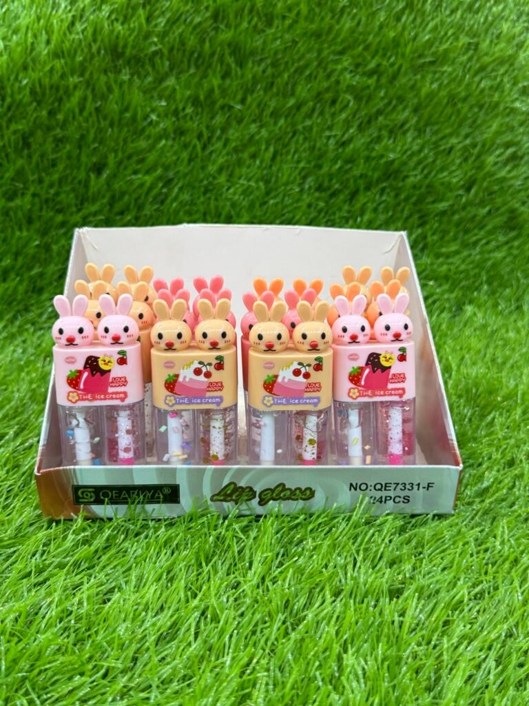 Transparent + magic rabbit lipgloss 2in1
