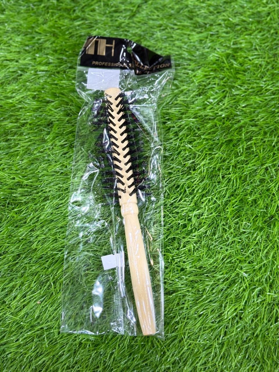 Professional round hair brush / styling brush blow dry brush