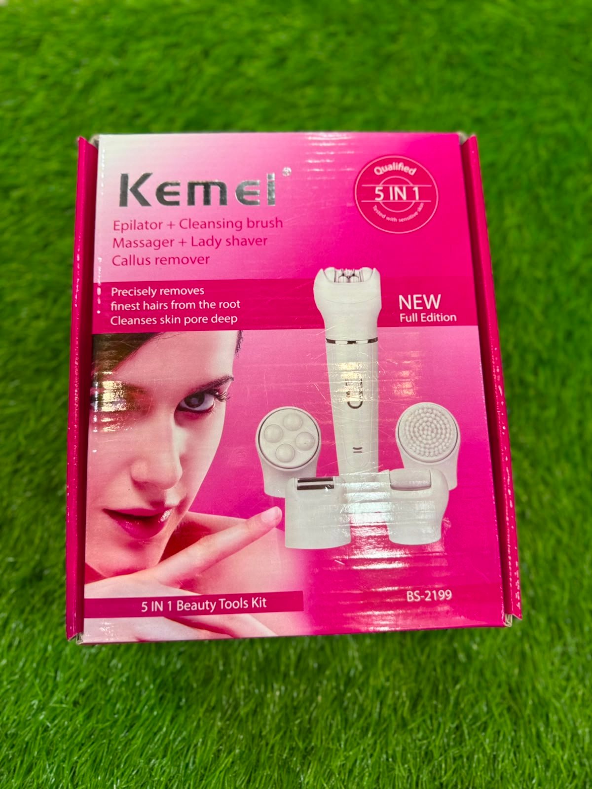 Kemei 5-in-1 Beauty Tools Kit / SHAVER & Grooming Set MACHINE (Model: BS-2199 / KM-2199)