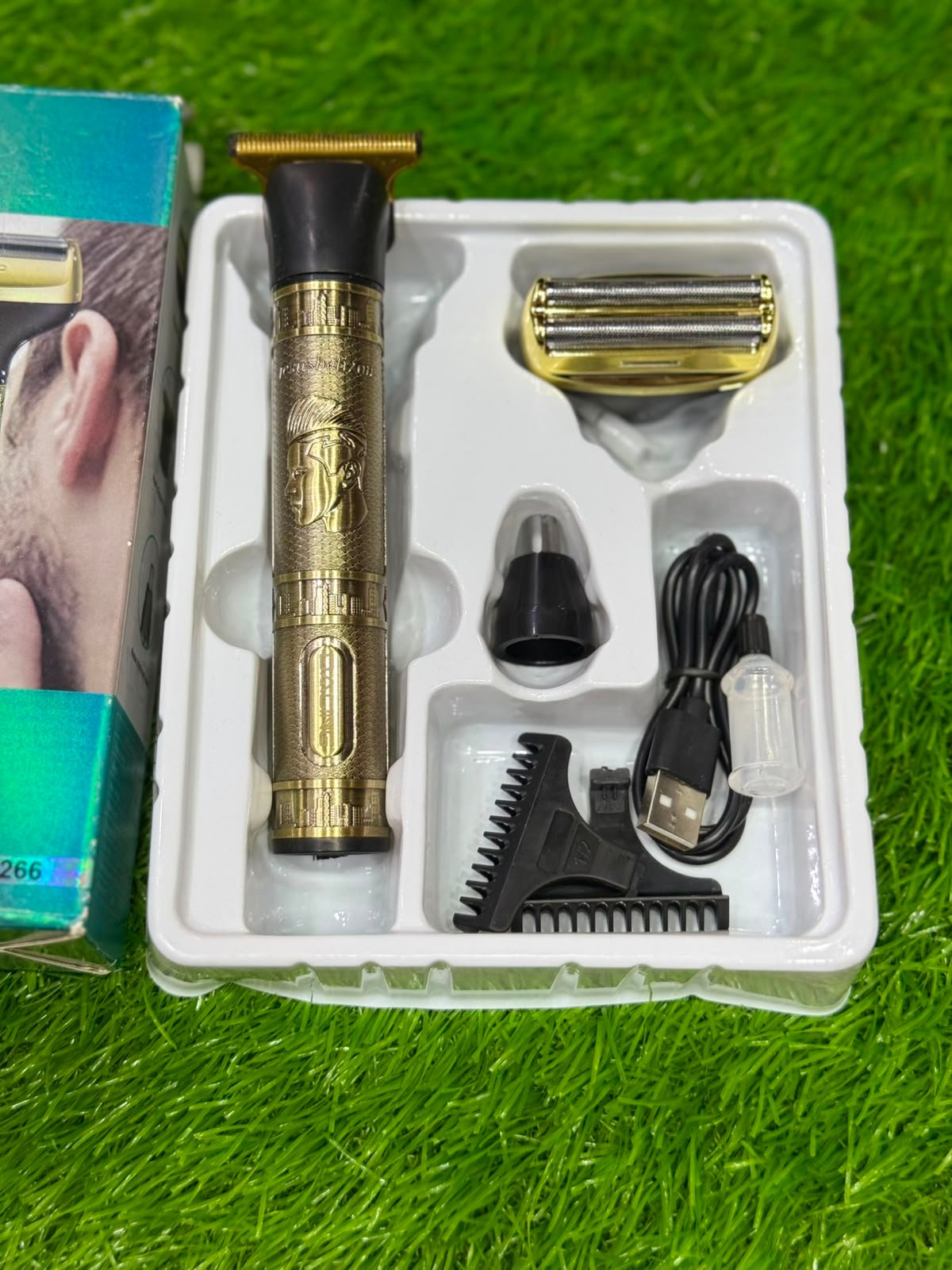 DALING DL-9266 3-in-1 Rechargeable Men's Grooming Kit / SHAVING KIT - Image 3