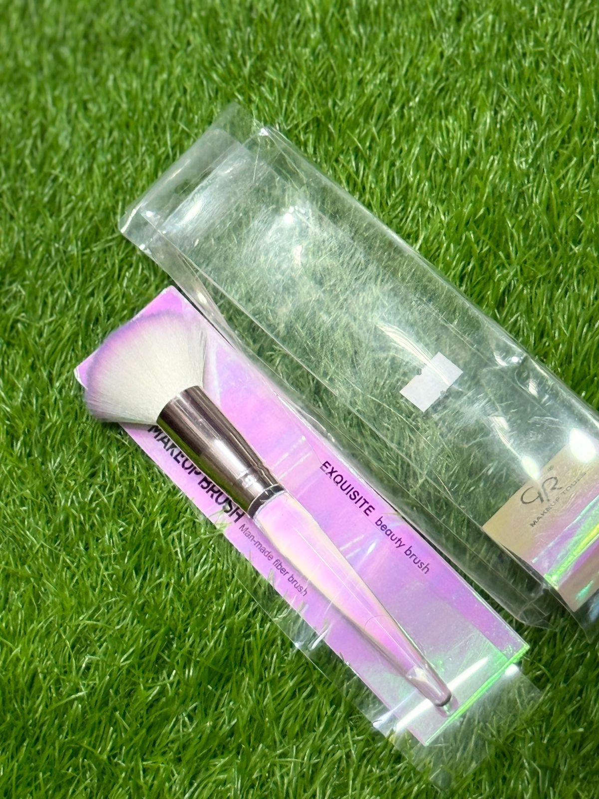 Golden rose makeup brush - Image 4