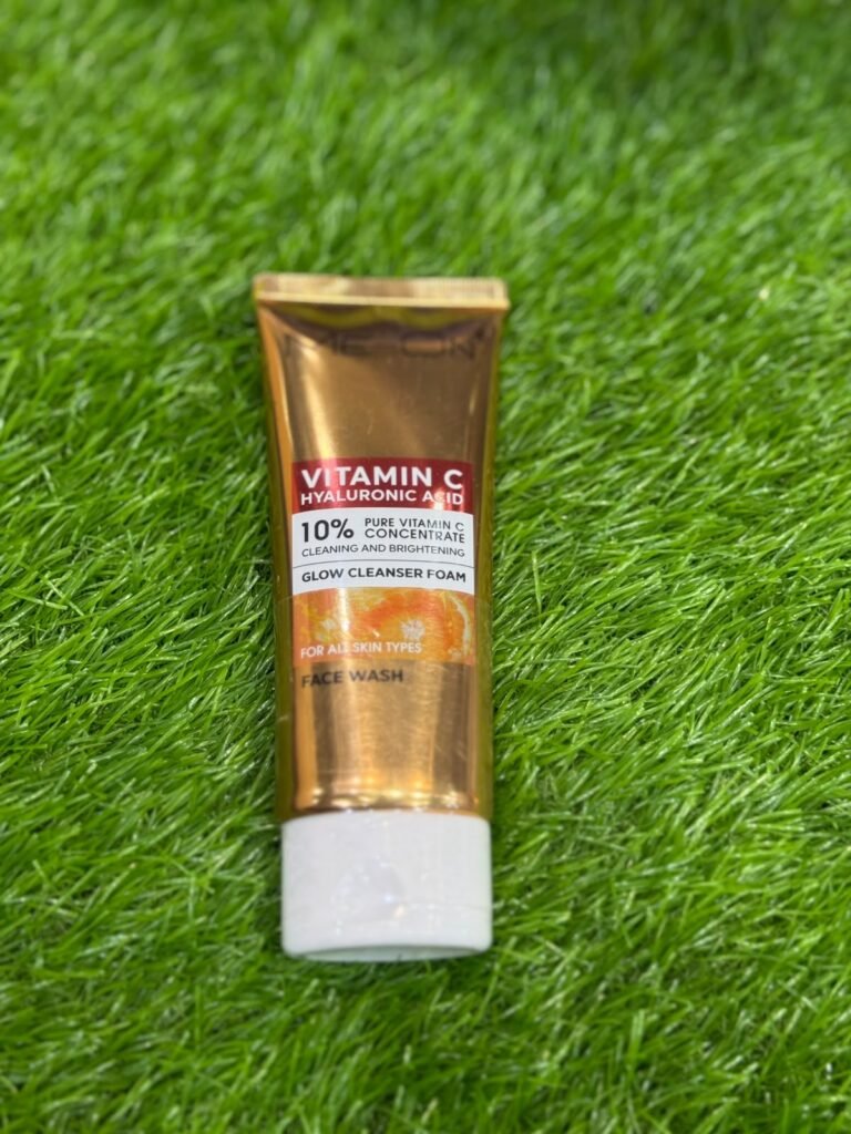 ME ON vitamin C face wash