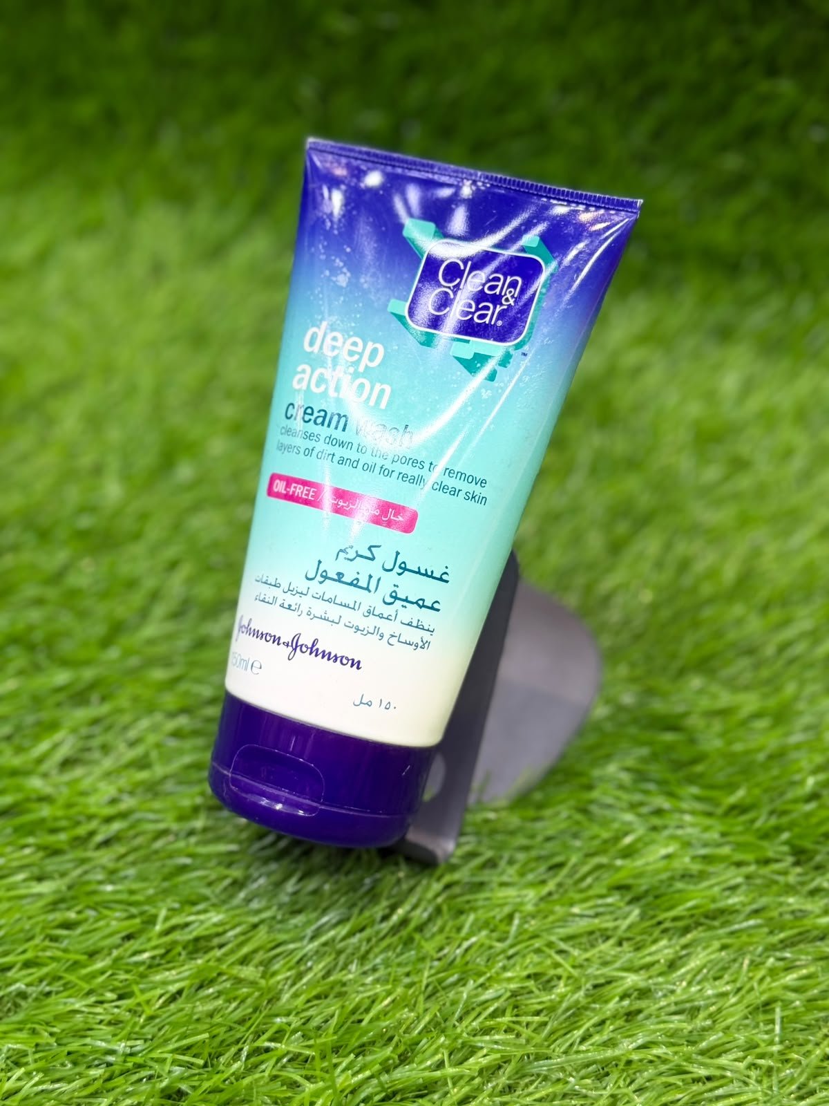 Clean & Clear Deep Action Cream Face Wash / Cleanser - Image 4