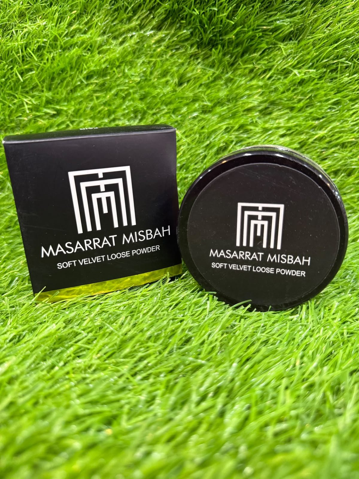 MASARRAT MISBAH Soft Velvet Loose Powder Face loose setting powder 2nd copy - Image 3