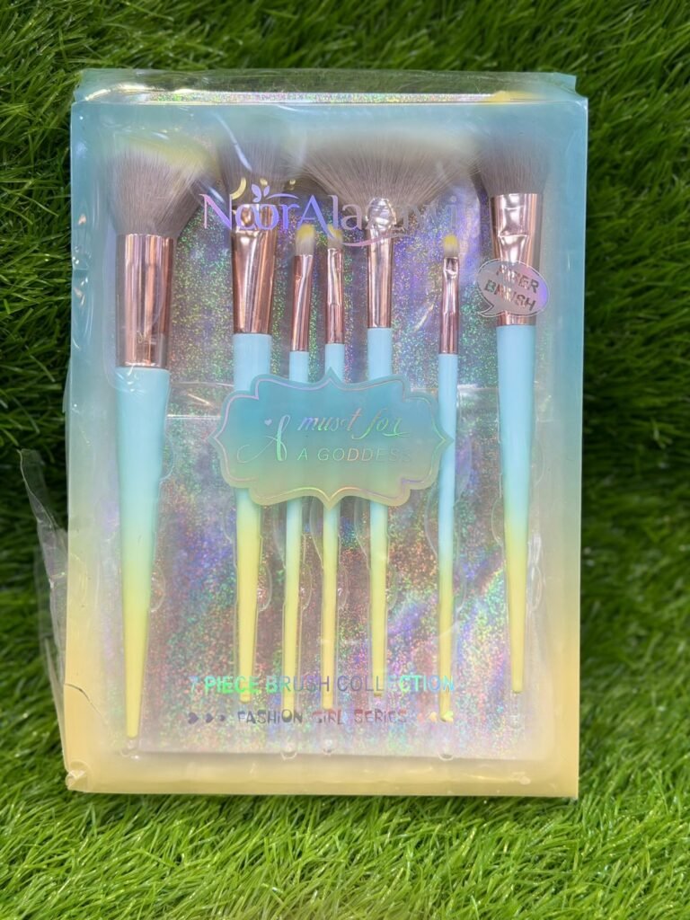NoorAlagawi 7 PIECE BRUSH COLLECTION (FASHION GIRL SERIES) Makeup Brush Set
