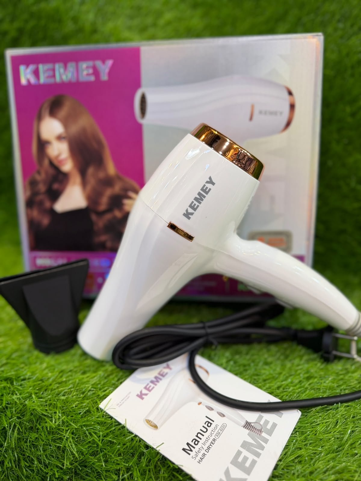 KEMEY / Kemei KM-8220 Professional Hair Dryer 4000W wind power - Image 4